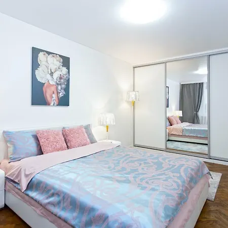 Apartment Проспект Победителей 1 *