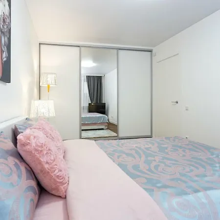 Apartment Проспект Победителей 1 *
