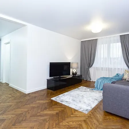 Проспект Победителей 1 Apartment Minsk