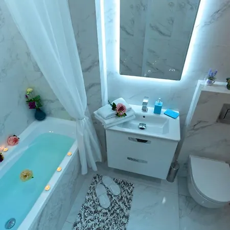 Apartment Проспект Победителей 1 *